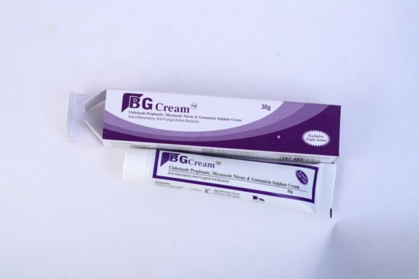 BG cream with case